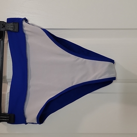 Bikini Bottom - Picture 4 of 5